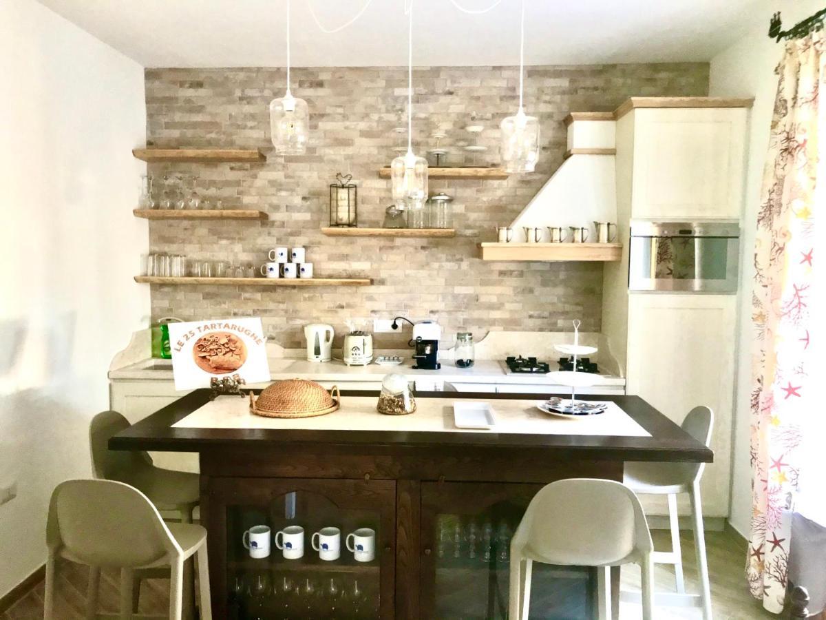 Le 25 Tartarughe Bed & Breakfast Santa Teresa Gallura Bagian luar foto