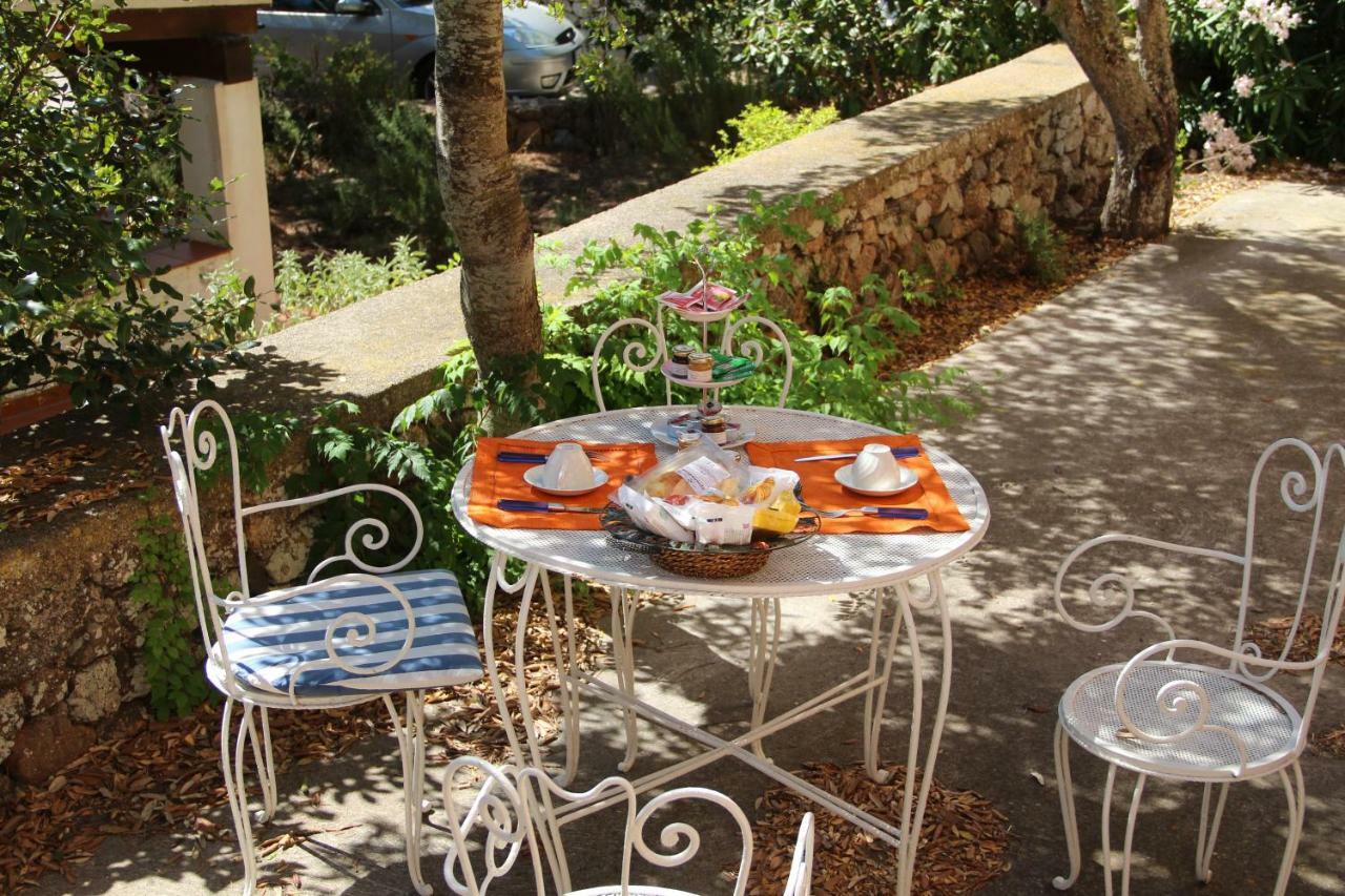 Le 25 Tartarughe Bed & Breakfast Santa Teresa Gallura Bagian luar foto