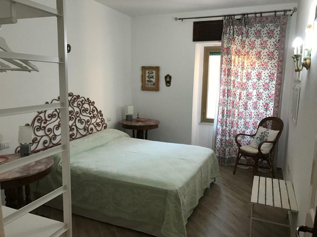 Le 25 Tartarughe Bed & Breakfast Santa Teresa Gallura Bagian luar foto