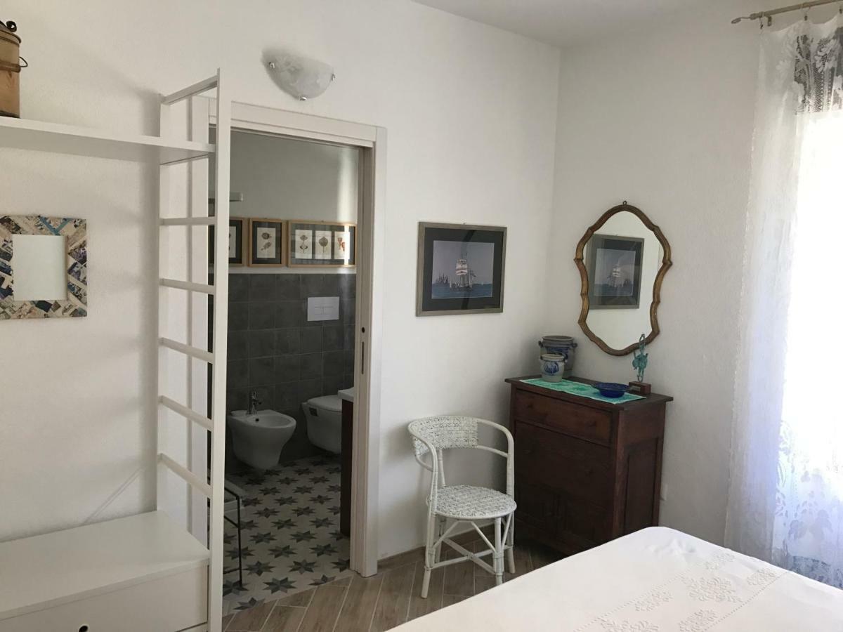 Le 25 Tartarughe Bed & Breakfast Santa Teresa Gallura Bagian luar foto