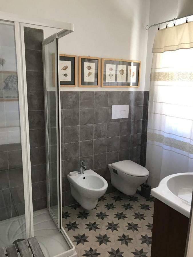 Le 25 Tartarughe Bed & Breakfast Santa Teresa Gallura Bagian luar foto