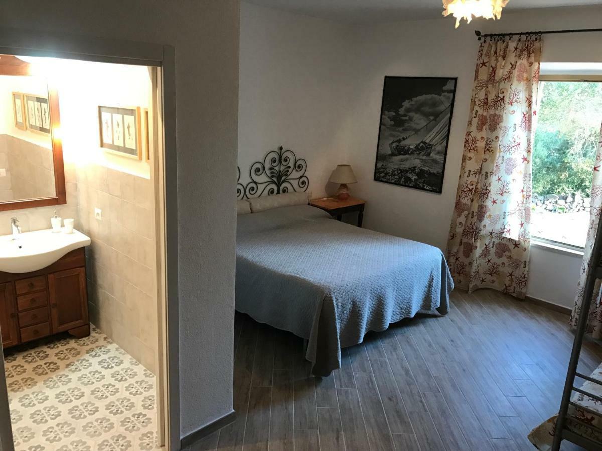 Le 25 Tartarughe Bed & Breakfast Santa Teresa Gallura Bagian luar foto